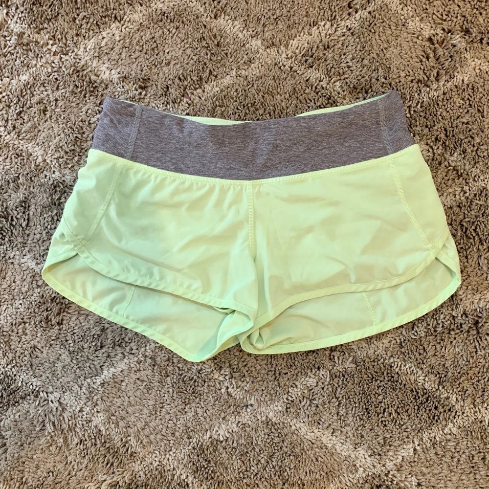 Lululemon Speed Up Shorts 2.5"